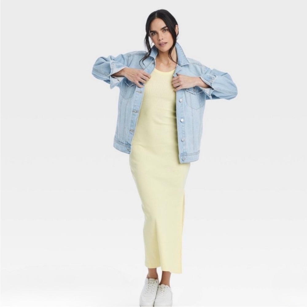 UNIVERSAL THREAD Oversized Distressed Light Wash … - image 2